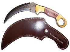 Cuchillo Karambit Full Tang Artesanal en Acero Damasco, Empuñadura con Bronce y Hueso