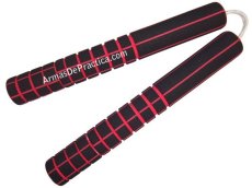 Chacos, Nunchakus, Forrados de Espuma, Practica, Con Cordon, Madera Machiche, Artes Marciales, Negro con Rojo