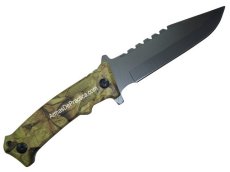 Cuchillo para Supervivencia o Campismo tipo Bowie marca Lion Tools, Full Tang, Pavonado Gris Oxford, Mango Camuflaje Selva